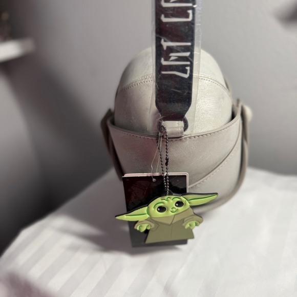 Danielle Nicole  Star Wars Grogu Purse – Brand New & Out-of-This-GalaxyCute 💫👜 - Picture 9 of 9